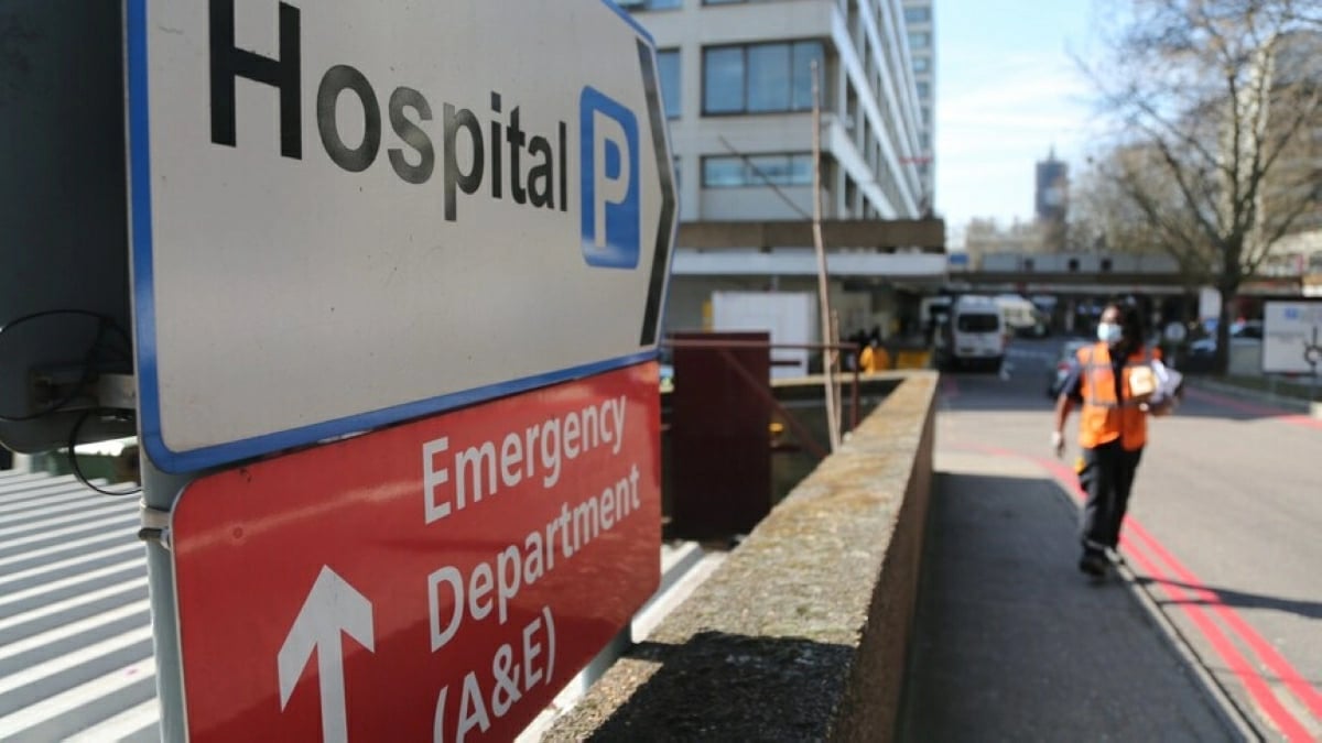 أكثر من 400 ألف تشخيص بالسرطان سنوياً في المملكة المتحدة: ضغط متزايد على الرعاية الصحية