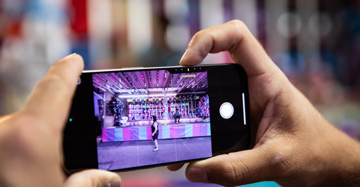 تحديث iOS 27 القادم من آبل: تخصيص شامل لتطبيق الكاميرا وتطوير سيري