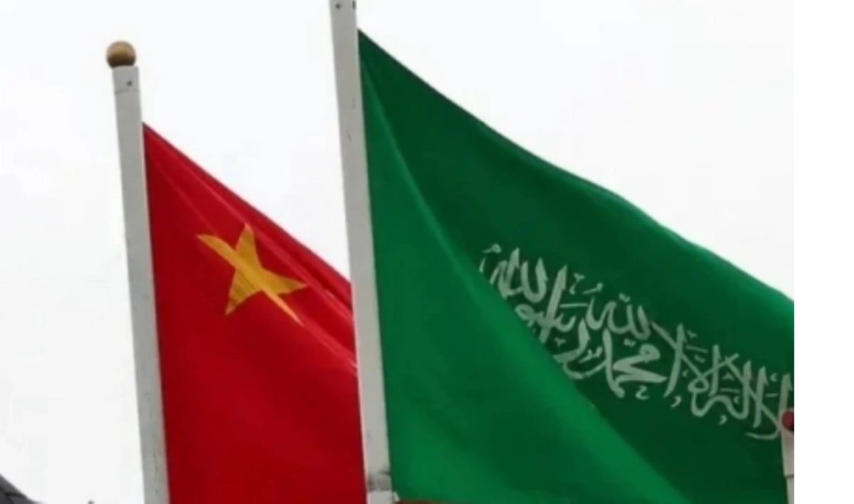 السفارة السعودية في بكين تحث المواطنين على تعبئة بطاقة الوصول الرقمية وتمديد الإعفاء من التأشيرة