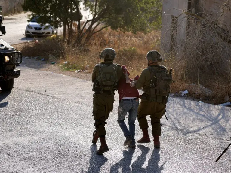 Cover Image for قوات الاحتلال الإسرائيلي تقتل أربعة فلسطينيين في الضفة الغربية المحتلة: وفا