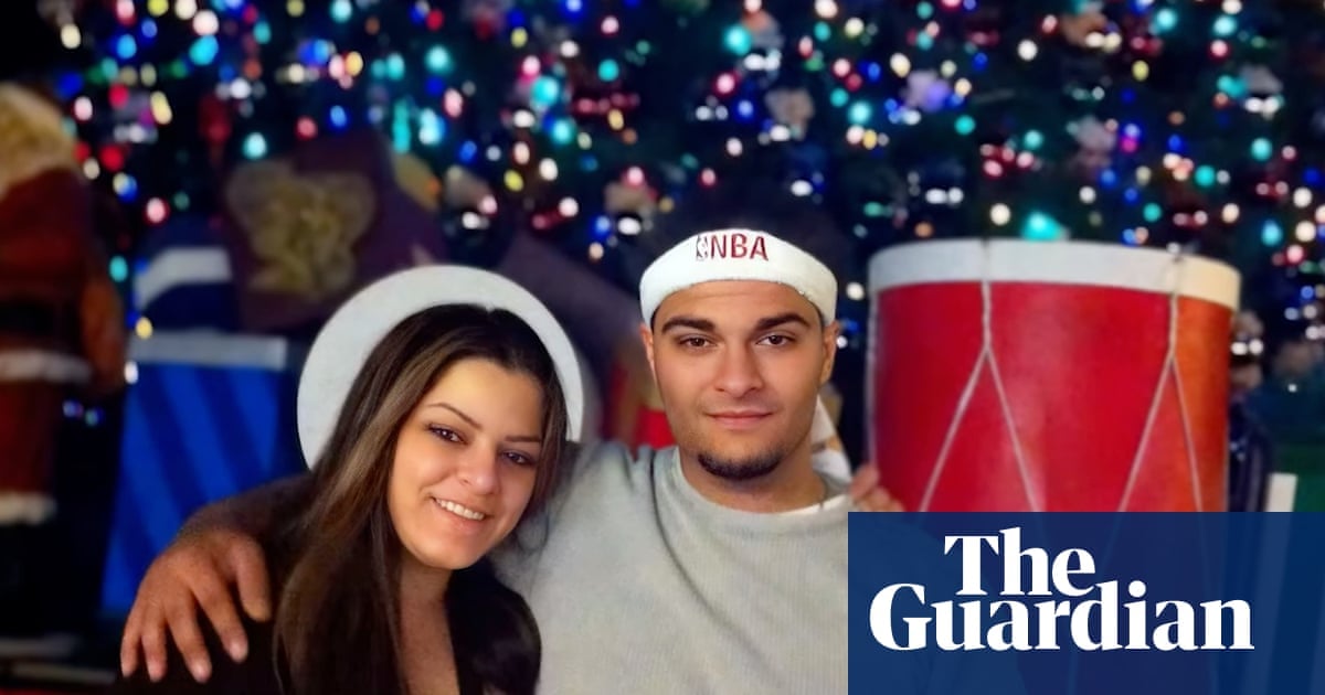 بلاغ عبر حملة تمويل جماعي يقود إلى اعتقال المشتبه به الرئيسي في جريمة طعن مميتة بأريزونا عام 2017