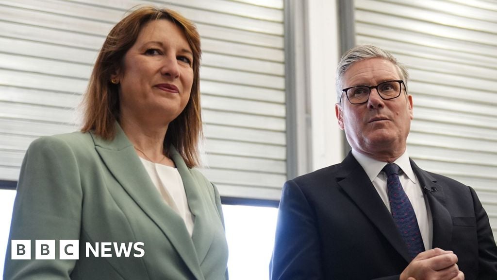 وكيل عقارات يعتذر عن