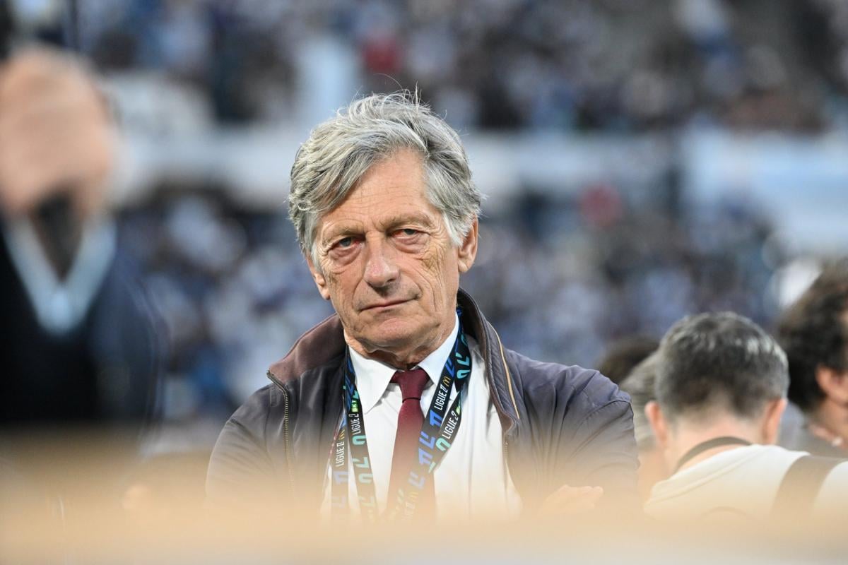 توترات حادة في مجلس إدارة LFP Media: المدير العام نيكولا دي تافيرنوست يواجه انتقادات حول الشفافية والميزانية