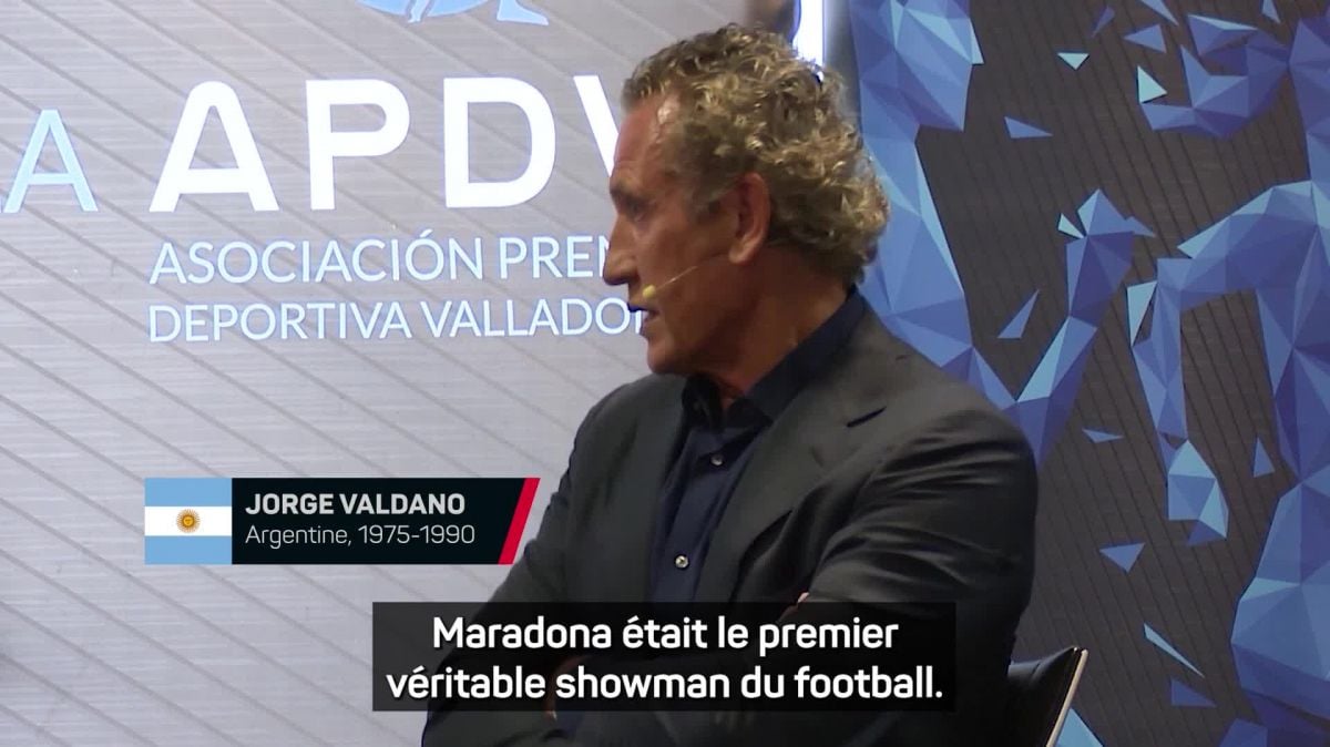 خورخي فالدانو: مارادونا كان أول فنان استعراضي في كرة القدم وسيد الملعب بلا منازع