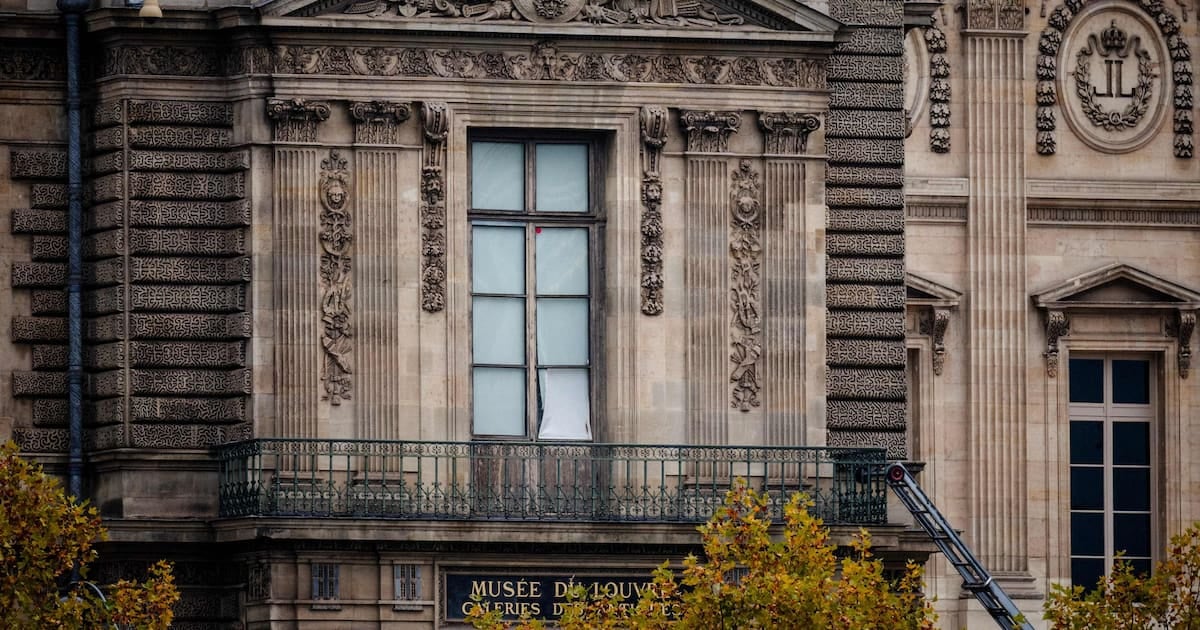 متحف اللوفر يغلق أبوابه بعد سرقة القرن وتتفاقم الجدل حول أمنه