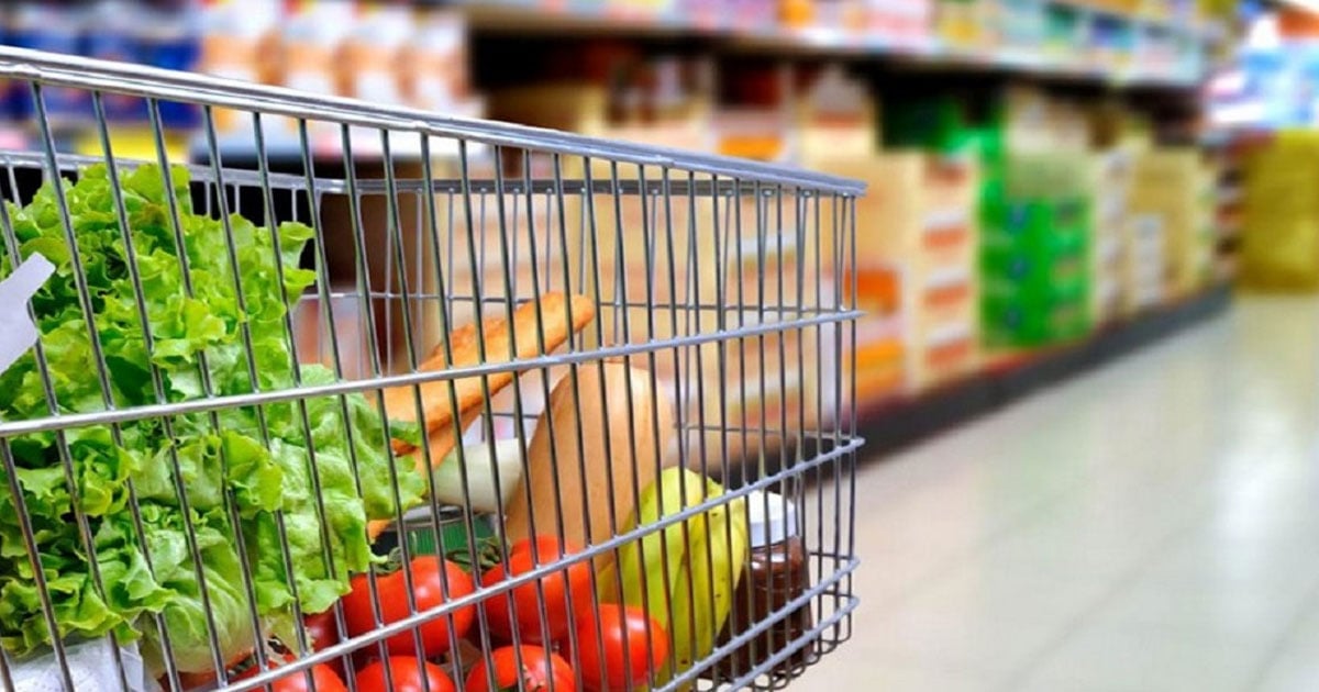 تقرير فيتش سوليوشنز يكشف تدهور القدرة الشرائية للتونسيين وارتفاع البطالة والفقر منذ 2019