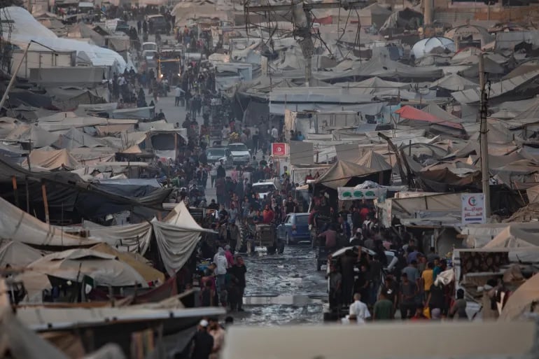 حصيلة قتلى غزة تتجاوز 66 ألفاً مع تشديد الحصار واقتراب أسطول الحرية