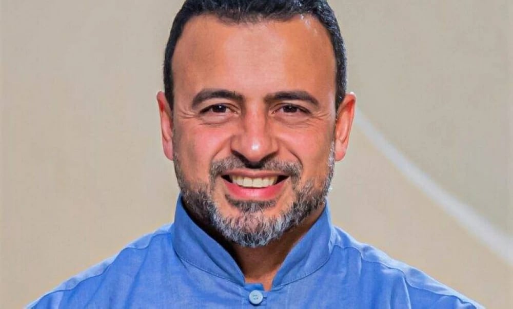 مصطفى حسني يؤكد على أهمية التربية بأسلوب لقمان الحكيم قبل الإنجاب