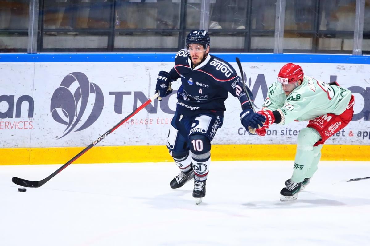 دوقات أنجيه يحققون فوزًا مهمًا على إتش كي موغو في كأس القارات لهوكي الجليد