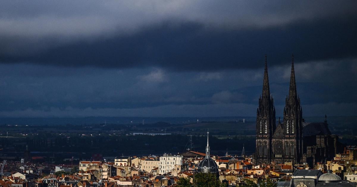 فرنسا تواجه تحدي تمويل ضخم لترميم تراثها الوطني بقيمة 2.5 مليار يورو