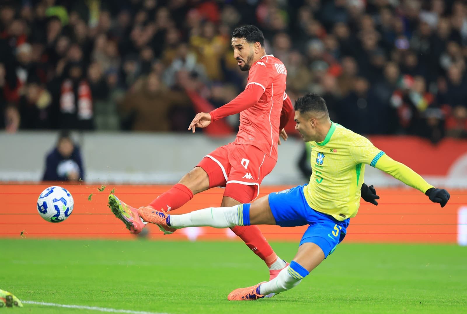 المنتخب التونسي يتعادل 1-1 مع البرازيل في مباراة ودية مثيرة بليل الفرنسية