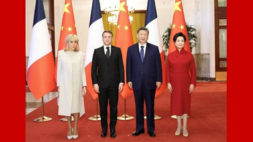 زيارة ماكرون للصين: تعزيز العلاقات الثنائية ودور بكين في المشهد الأوروبي والدولي