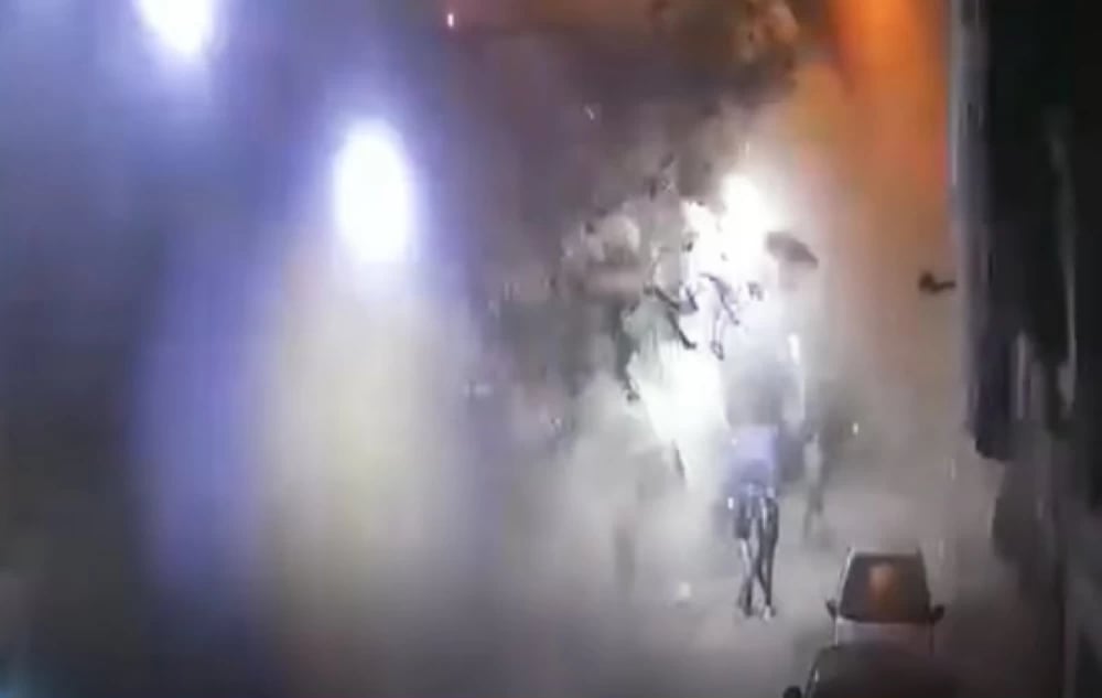 نقل 5 مصابين إلى المستشفى إثر انفجار ماسورة غاز في إمبابة بالجيزة