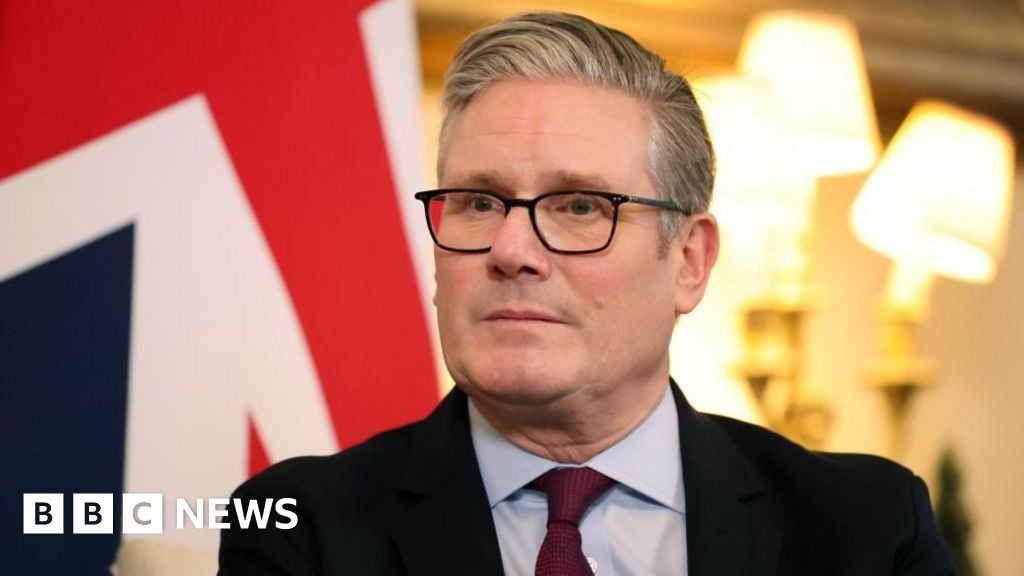 السير كير ستارمر يحث الأطباء المقيمين على إلغاء الإضرابات وسط تفشي الإنفلونزا وارتفاع حالات دخول المستشفيات