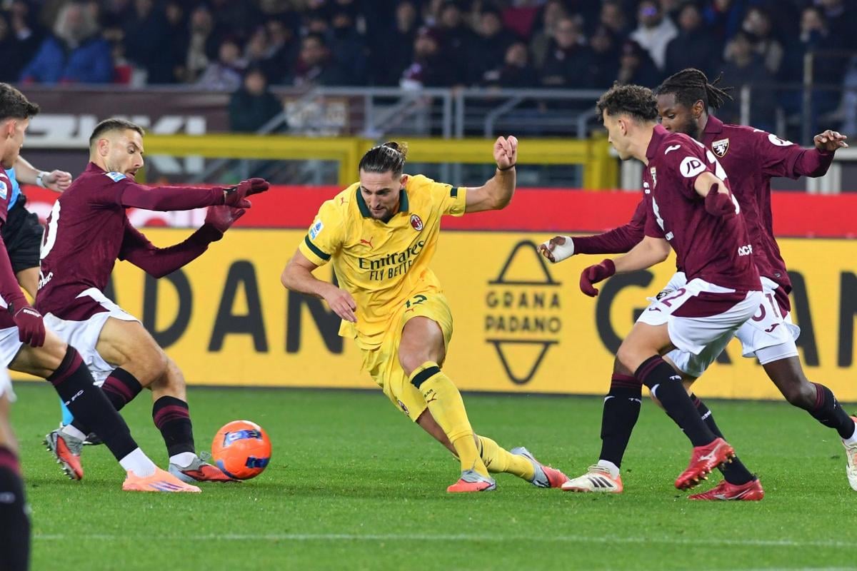 تأثير أدريان رابيو الحاسم على أداء ميلان في الدوري الإيطالي