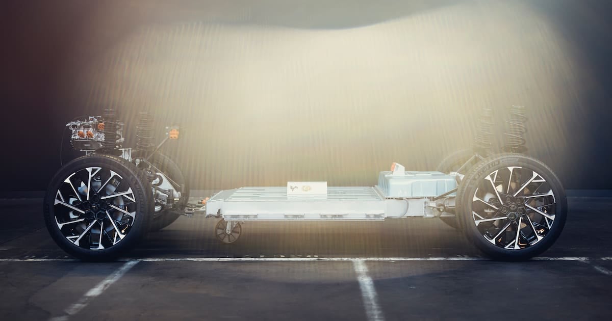 مصنع رينو لو مان: قرن من صناعة الهياكل ومعقل للنضالات الاجتماعية