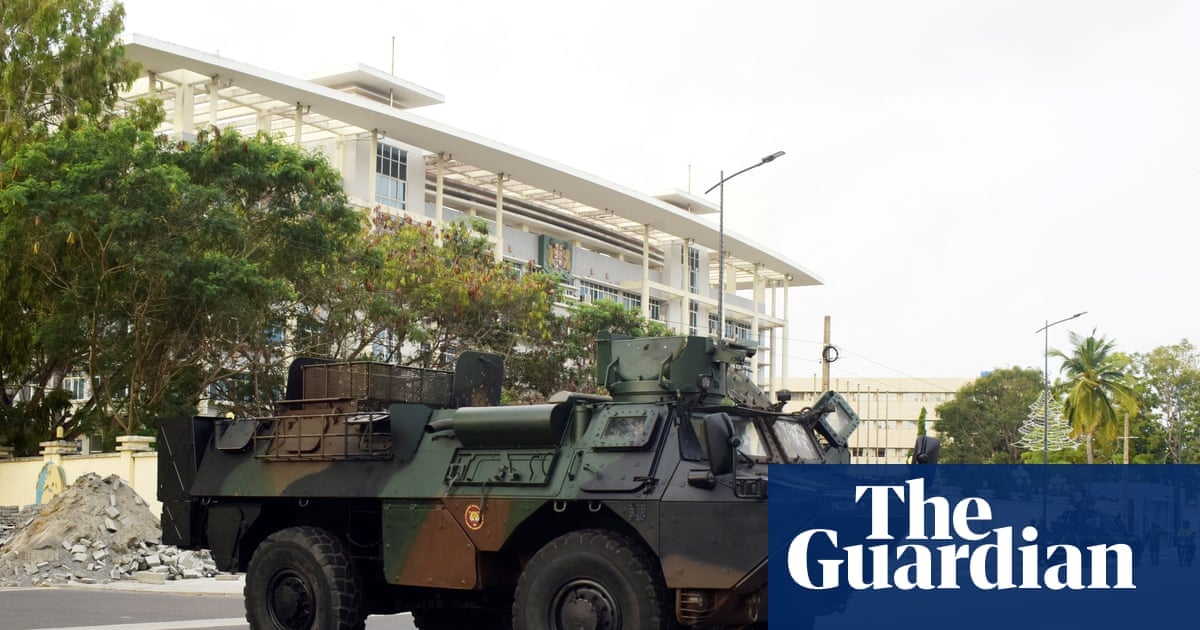 بوركينا فاسو تفرج عن عسكريين نيجيريين بعد هبوط اضطراري لطائرة شحن