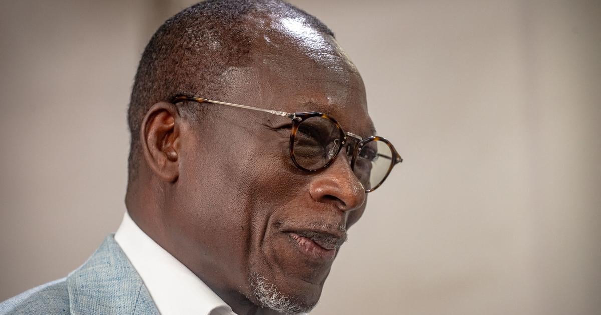 محاولة انقلاب في بنين: الإطاحة بالرئيس باتريس تالون وإعلان تعليق الدستور