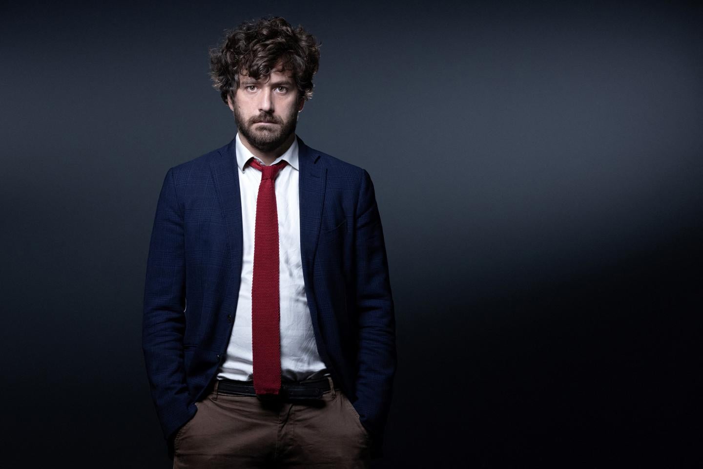 دعوة لرفض القدرية أمام الذكاء الاصطناعي التوليدي: خطر اجتماعي وثقافي وسياسي