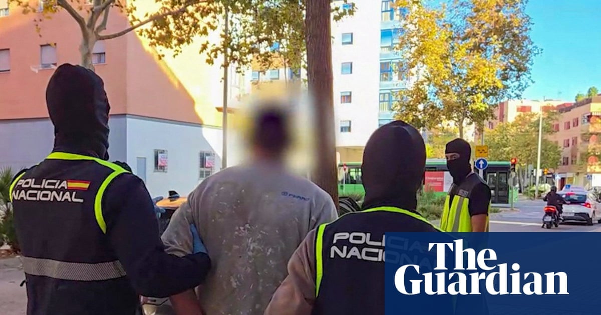 اعتقال أعضاء مشتبه بهم من جماعة