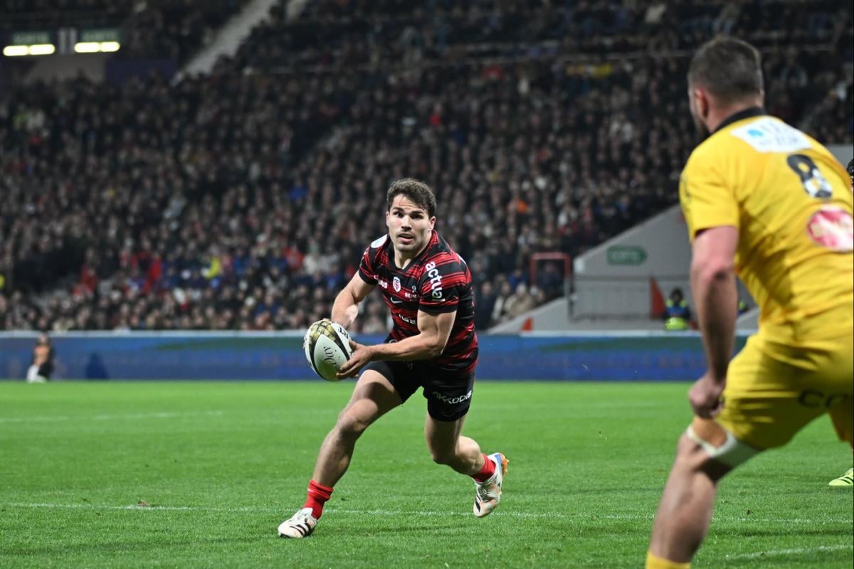 أنطوان دوبون يعبر عن سعادته بفوز تولوز الكاسح على لا روشيل في الدوري الفرنسي الممتاز