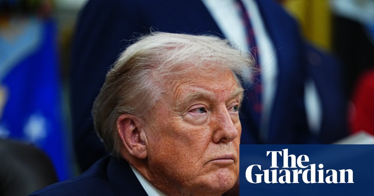 الولايات المتحدة تفرض تعريفات جمركية على موردي النفط لكوبا وتصعد الضغط الاقتصادي