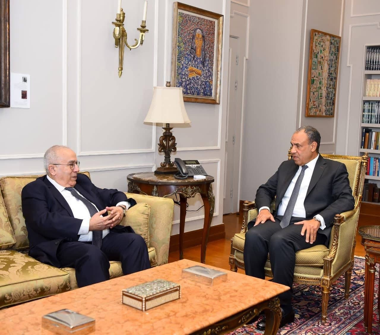 مصر تؤكد على وحدة السودان ومؤسساته خلال لقاء المبعوث الأممي وتستضيف اجتماعًا تشاوريًا