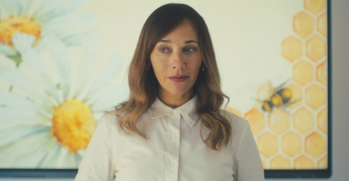 عودة مسلسل بلاك ميرور بموسم ثامن: تشارلي بروكر يؤكد استمرارية سلسلة الخيال العلمي