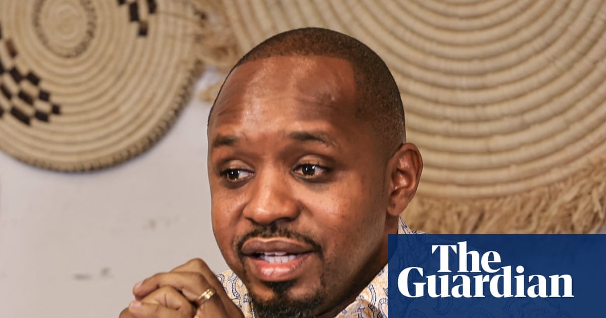 تقرير يكشف استخدام السلطات الكينية لتقنية إسرائيلية لاختراق هاتف الناشط بونيفاس موانجي