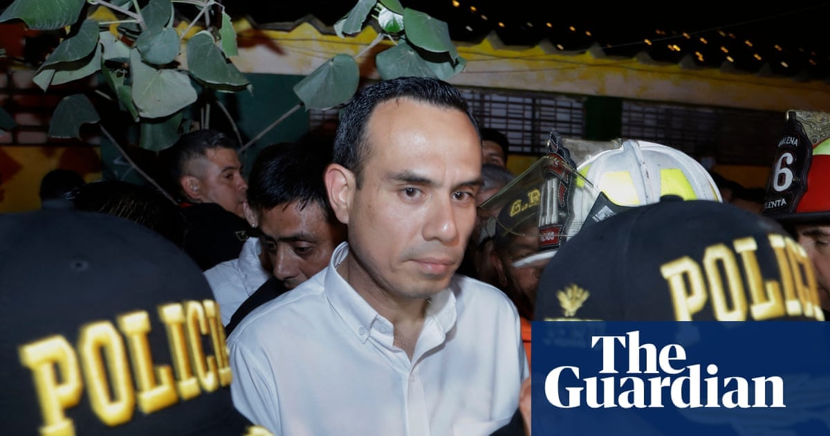 إقالة رئيس بيرو المؤقت خوسيه جيري بسبب لقاءات سرية مع رجال أعمال صينيين