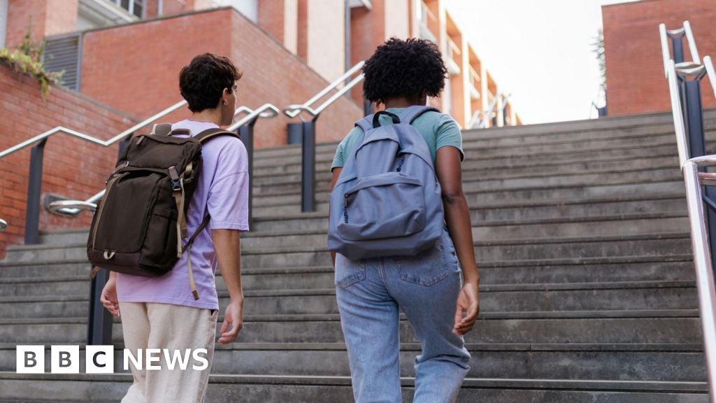 دعاوى قضائية جديدة ضد 36 جامعة بريطانية بسبب جودة التعليم خلال جائحة كوفيد-19