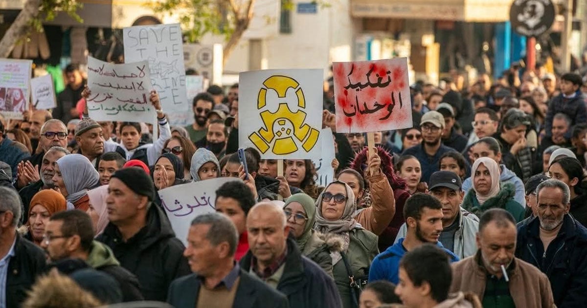 حملة أوقفوا التلوث-قابس: تحويل أزمة بيئية حادة إلى صراع اجتماعي منظم وإعادة تعريف السياسة في تونس