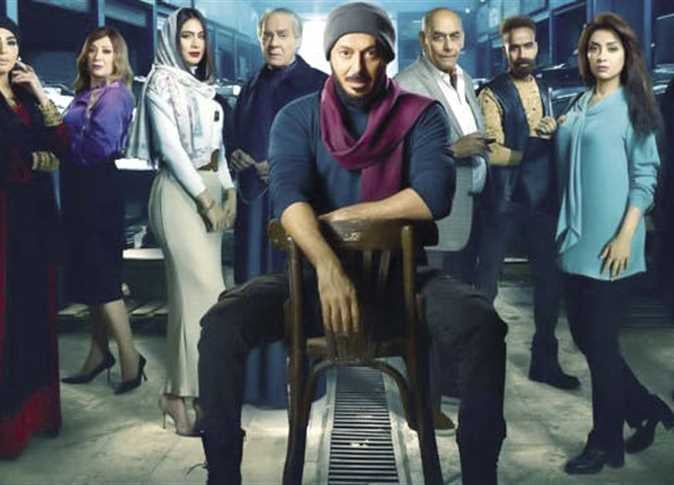 مصطفى شعبان يوضح حقيقة تشبيه مسلسل المعلم بفيلم شادر السمك