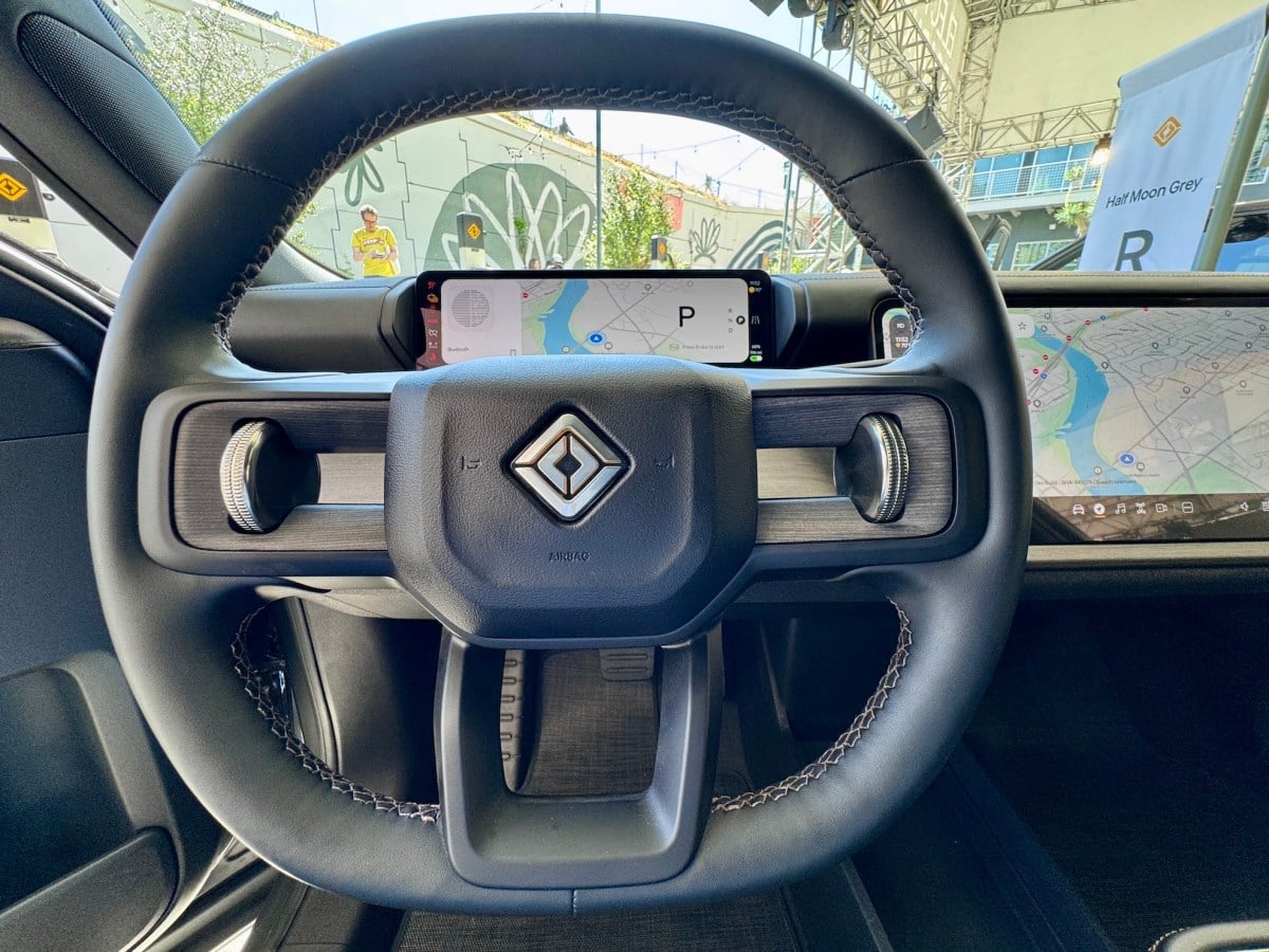 عودة ترافيس كالانيك إلى الروبوتات وإطلاق ريفيان R2 في SXSW: تحليل عميق لمستقبل التنقل