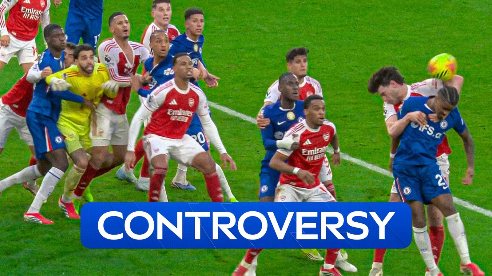 تحليل حاسم لقرارات التحكيم في الدوريات الكبرى: رؤى ديرموت غالاغر وجاي بوثرويد